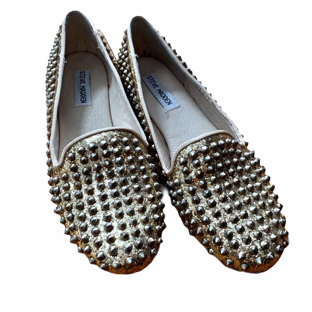 Women’s Steve Madden Gold Studded Flats Size 8